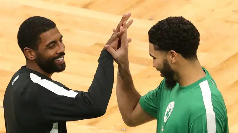 塔图姆:感觉已经很久没有和欧文一起打球了 和他有很多美好的回忆