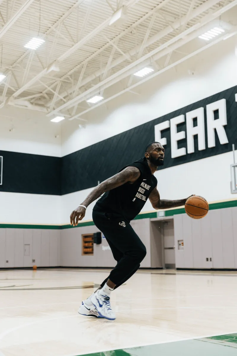 流汗了!波蒂斯更新并发布训练和休闲照片